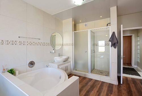 Photo #3 of Luxury Beachfront Loft , L21 Seaside Village, Big Bay, Cape Town- 3 bedroom in Cape Town, South Africa