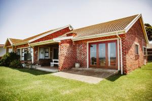 Photo #6 of Bluefish Gully Inn in Kidds Beach, South Africa