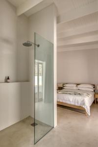 Photo #6 of La Baleine in Paternoster, South Africa