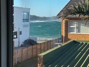 Photo #6 of 9 Bayview Gonubie Seafront in East London, South Africa