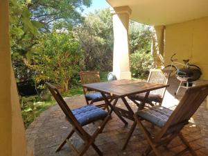 Photo #5 of Beautiful apartment across from the beach in Cape Town, South Africa