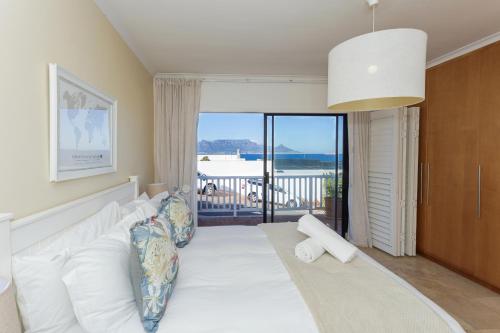 Photo #2 of Our Cape Town Home - Beach Villa with Stunning Sea & Mountain Views! in Cape Town, South Africa