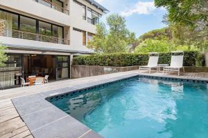 Photo #4 of Relaxing Apartment, The Glen, Camps Bay with Plunge Pool in Cape Town, South Africa