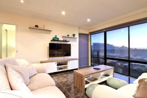 Photo #5 of Cap Du Mont Cape Town in Cape Town, South Africa