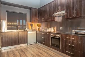 Photo #5 of Spacious Luxury 3 Bedroom Apartment B401 Sea Spray in Cape Town, South Africa