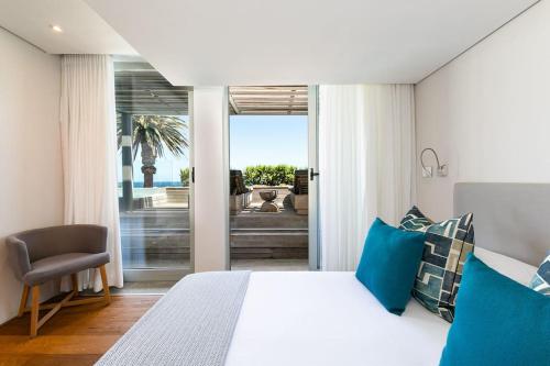 Photo #2 of Waters Edge 101 in Cape Town, South Africa